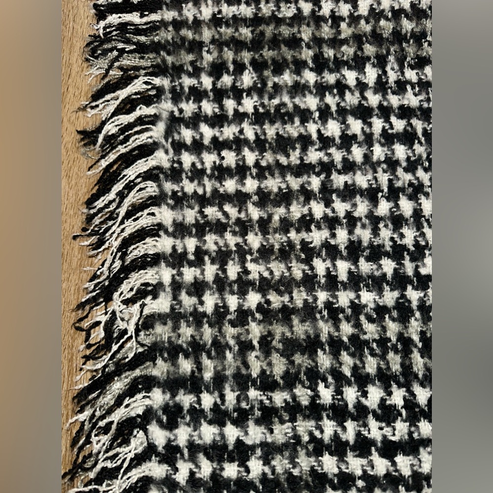Infinity Scarf from Anthro - Picture 5 of 7